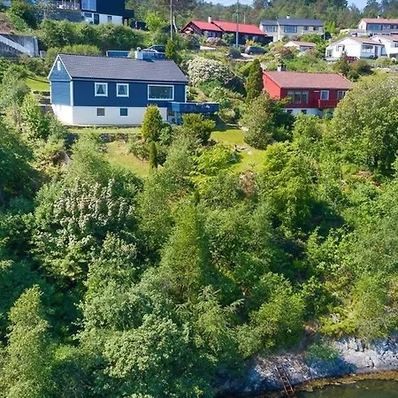 Sunrise Terrace Apartment *